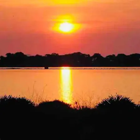 Apartment Les Flamants Roses La Capte Clim 4pers 100m Hyeres